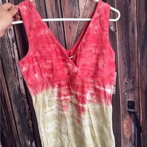 NWT Tommy Hilfiger Red and Tan Tie-Dye Tank Top